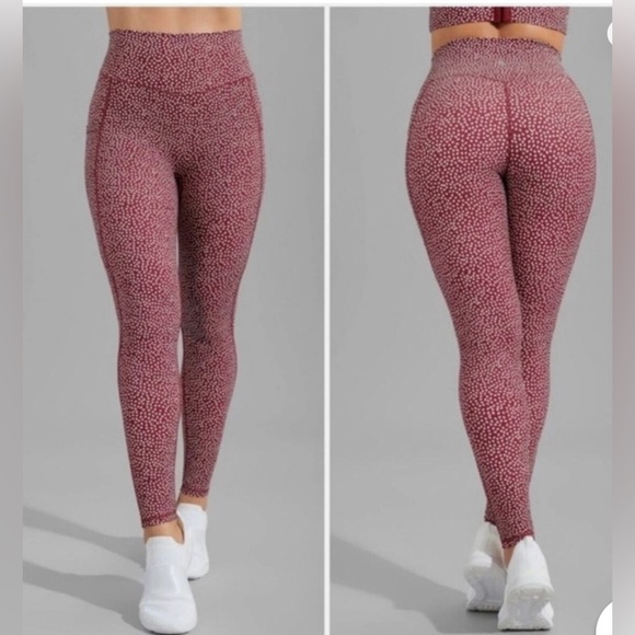 NWOT Buffbunny Rosa set - Picture 2 of 6